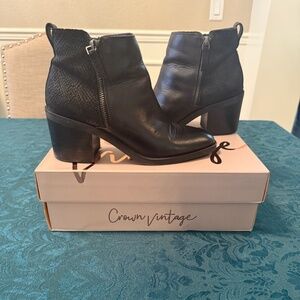 Crown Vintage/CV-Ardella/Black Faux Leather Snakeskin Boots